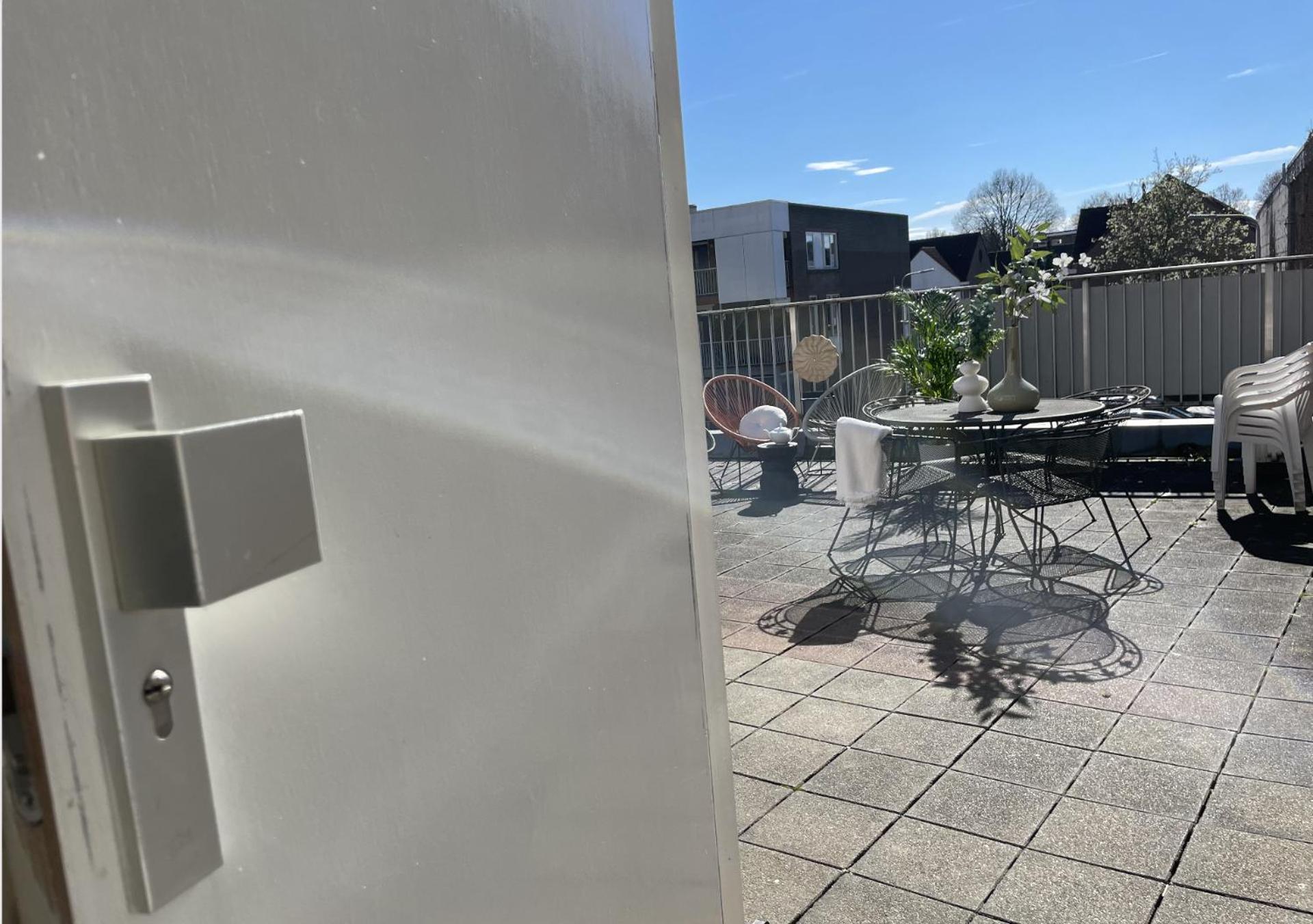 6P Hotspot Wifi Near Poppodium013 And City Center 提耳堡 外观 照片