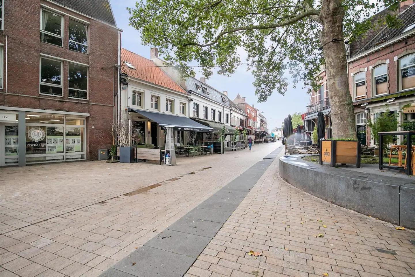 6P Hotspot Wifi Near Poppodium013 And City Center 提耳堡 外观 照片